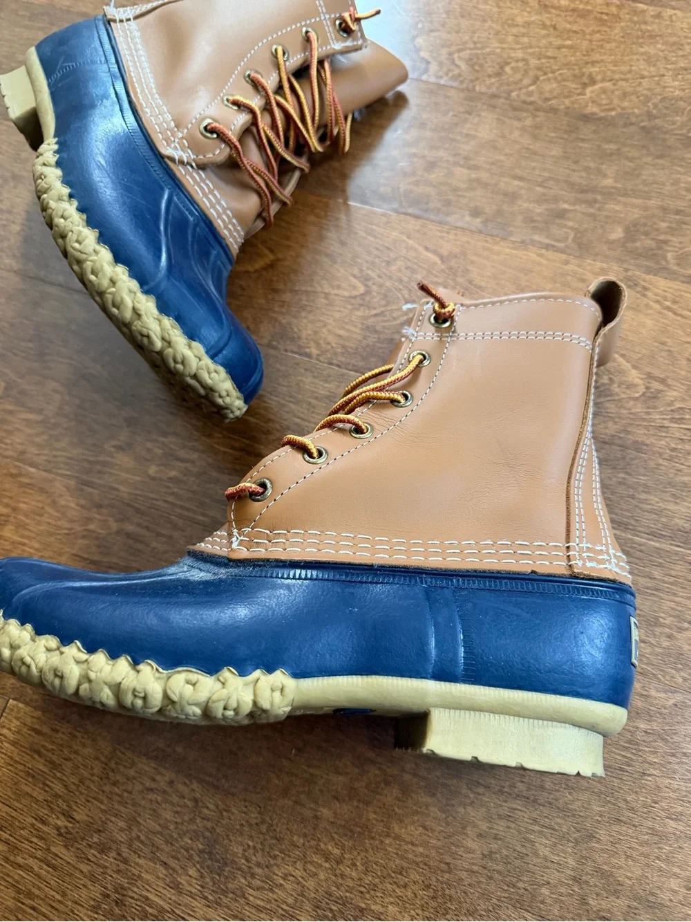 L.L Bean Navy Duck Rain 8” Boots